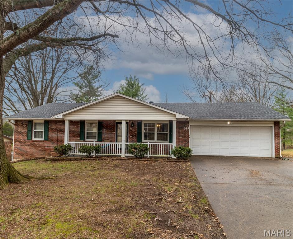 Chateau Manor - Residential