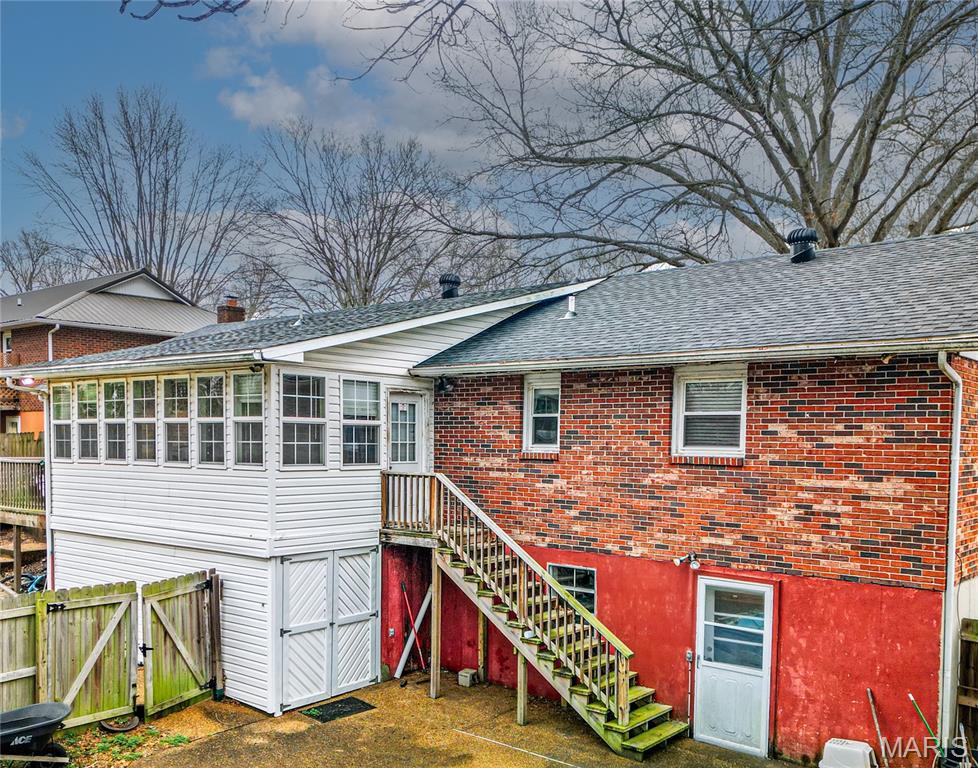 Chateau Manor - Residential