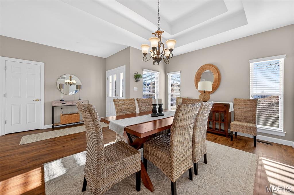 664 Bluffs View Court