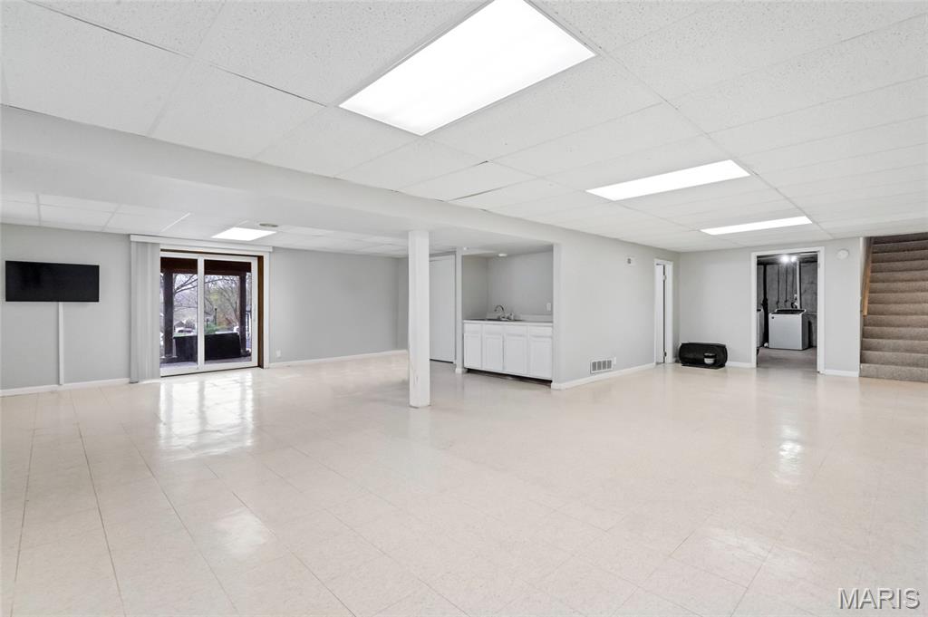 Bluff Wood Manor - Residential