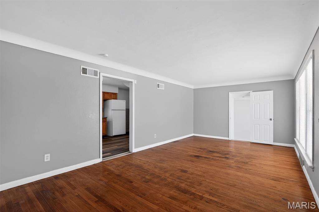 Sharon Meadows - Residential