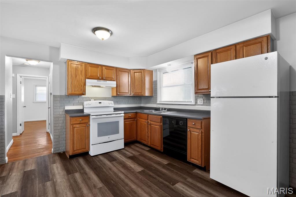 Sharon Meadows - Residential