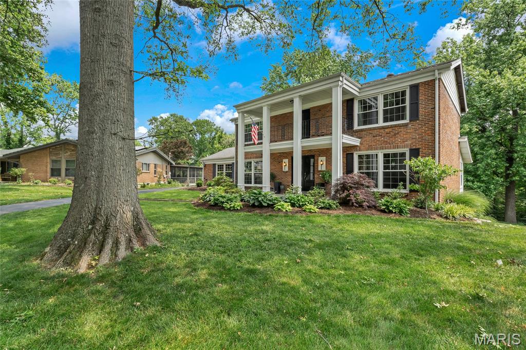 38 Ridge Point Drive
