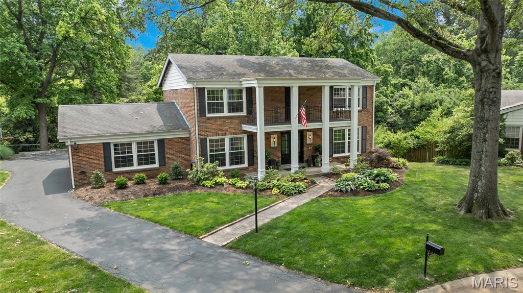38 Ridge Point Drive
