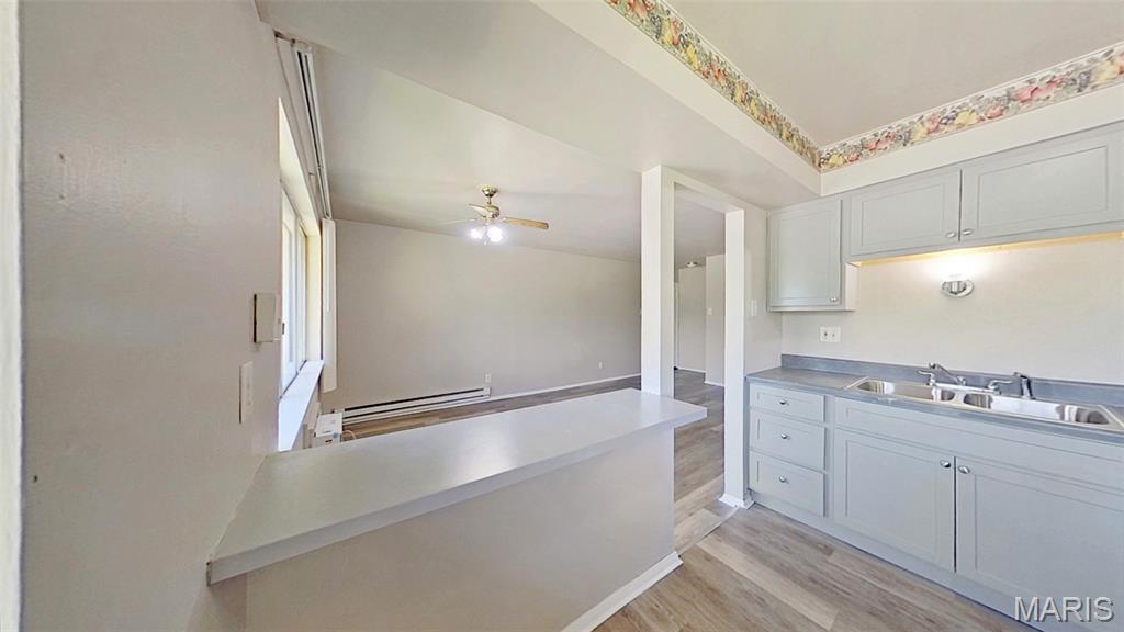 Hazelcrest Condo - Residential