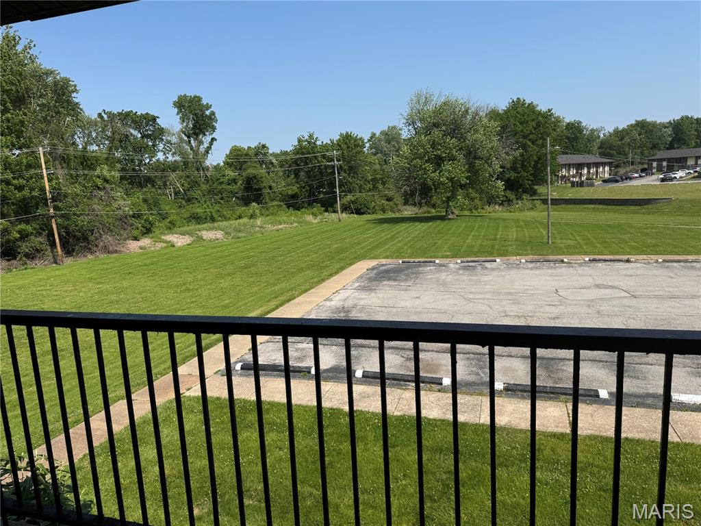 Hazelcrest Condo - Residential