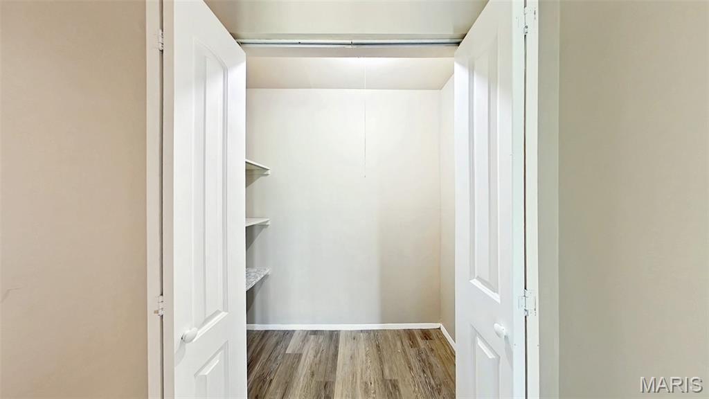 Hazelcrest Condo - Residential