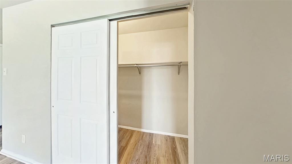 Hazelcrest Condo - Residential