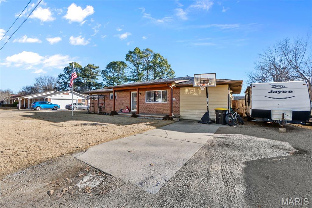 1900 Treasure Street