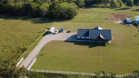 Photo of 6944 Hillsboro Road, Bonne Terre, MO 63628 (MLS # 26058738)