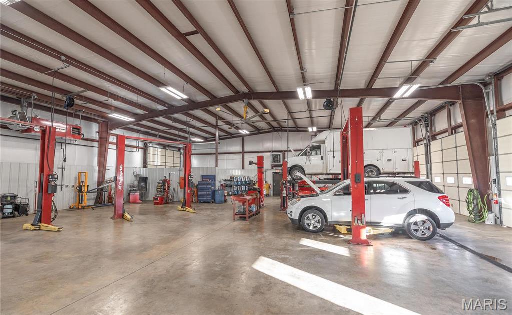 n/a - Commercial Sale