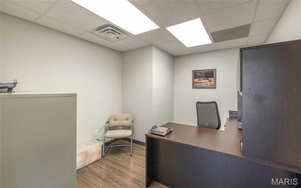 n/a - Commercial Sale