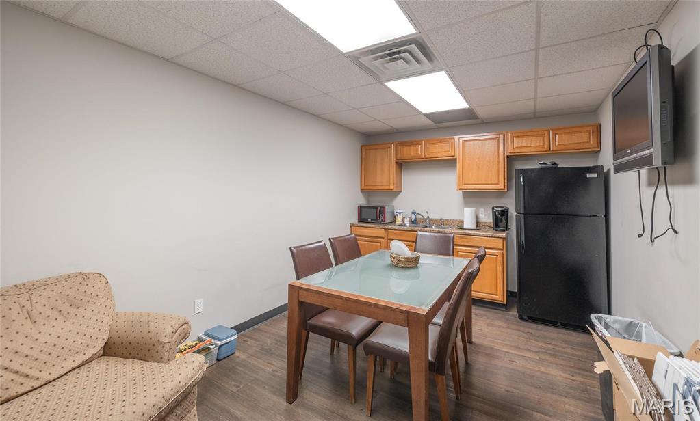 n/a - Commercial Sale