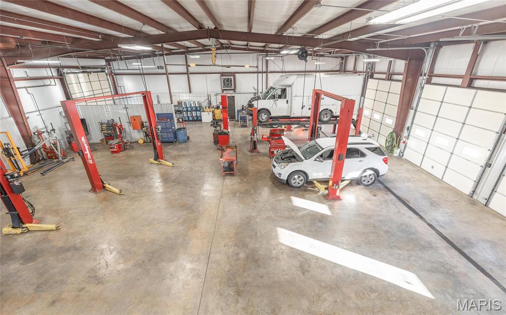 n/a - Commercial Sale