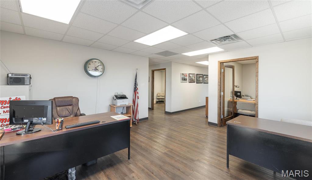 n/a - Commercial Sale