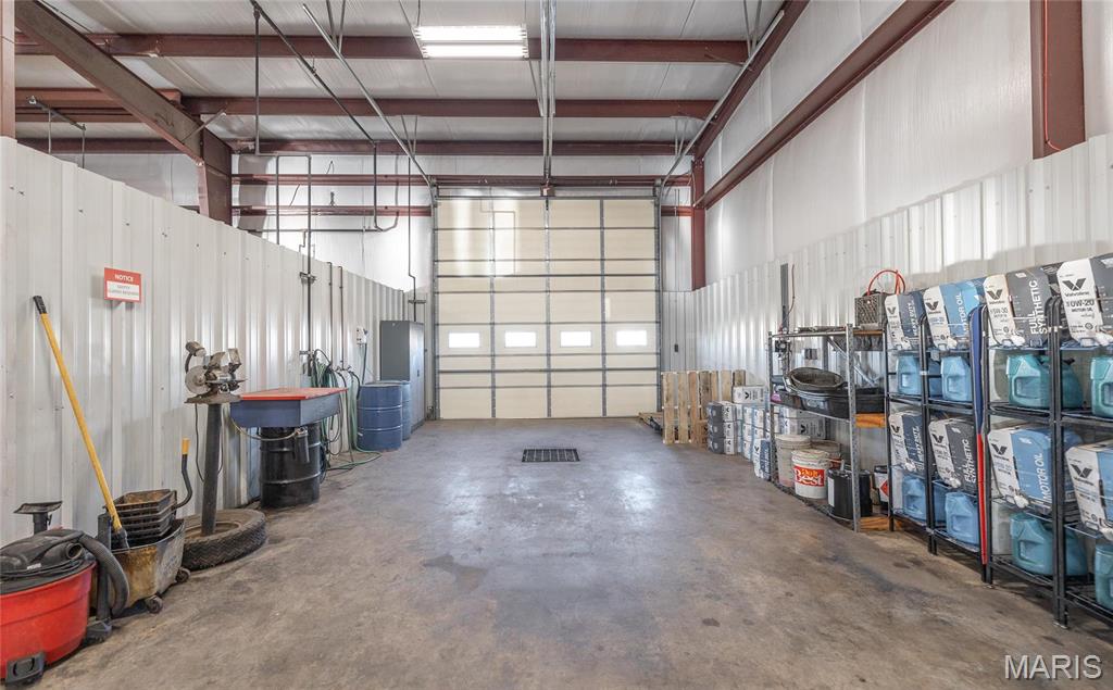 n/a - Commercial Sale