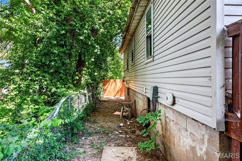 Tiny photo for 6121 Jefferson Avenue, St Louis, MO 63134 (MLS # 26047316)
