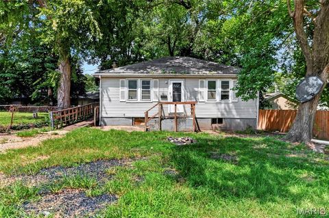 Photo of 6121 Jefferson Avenue, St Louis, MO 63134 (MLS # 26047316)