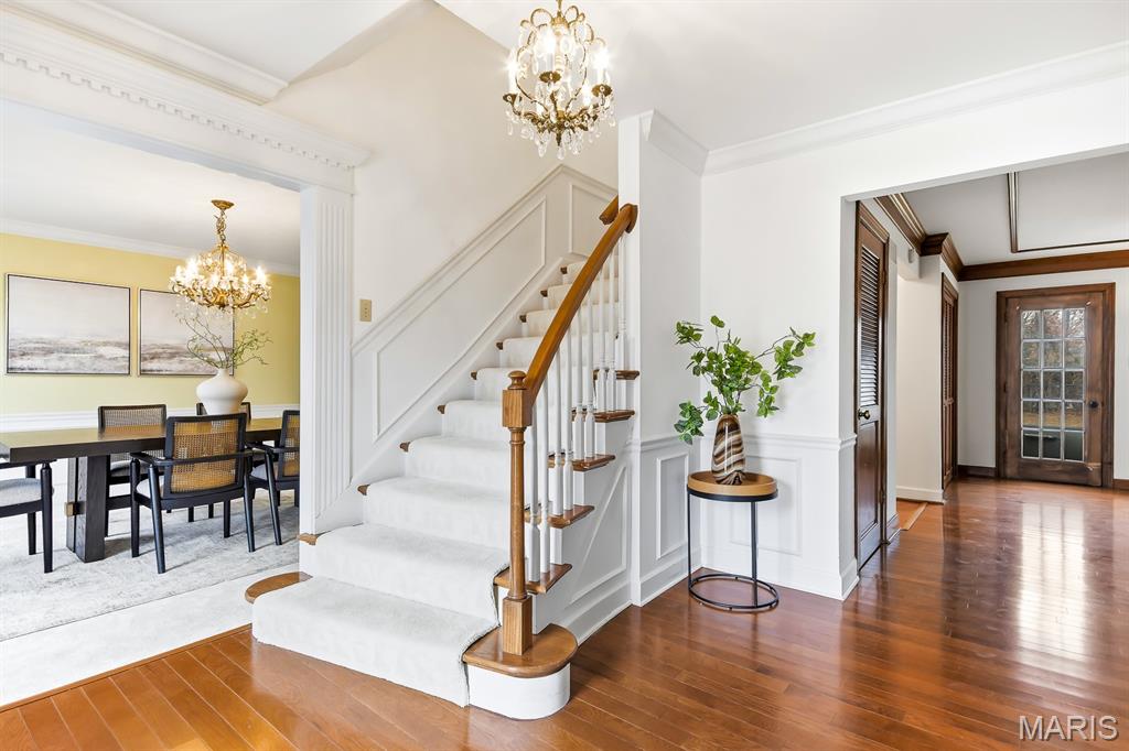 94 Meadowbrook Country Club Estate