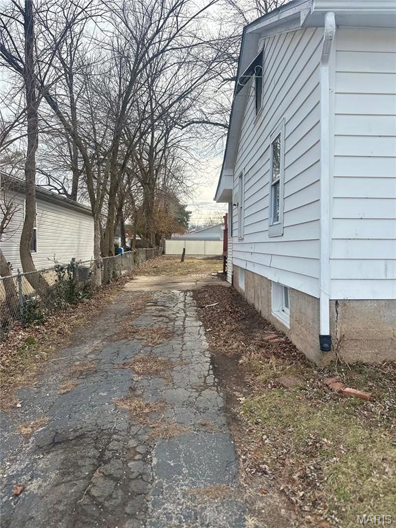 Lake View - Residential