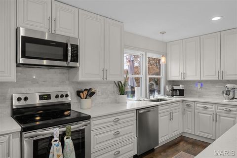 Tiny photo for 12122 Royal Valley Drive, Creve Coeur, MO 63141 (MLS # 25079955)