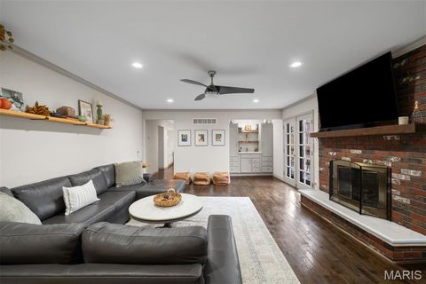 Tiny photo for 12122 Royal Valley Drive, Creve Coeur, MO 63141 (MLS # 25079955)