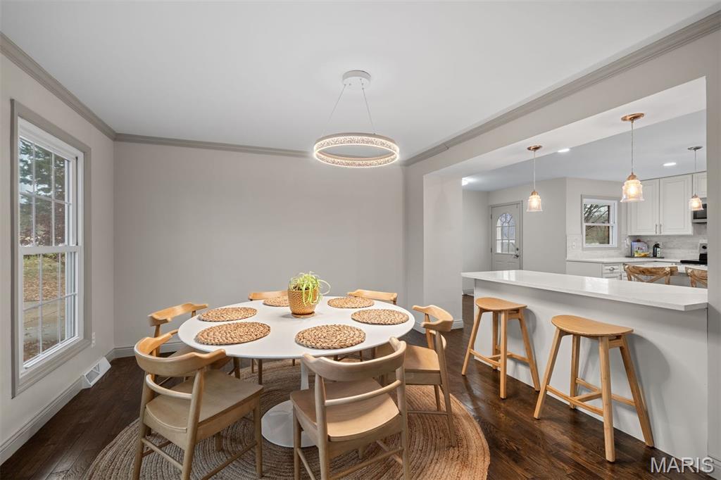 12122 Royal Valley Drive