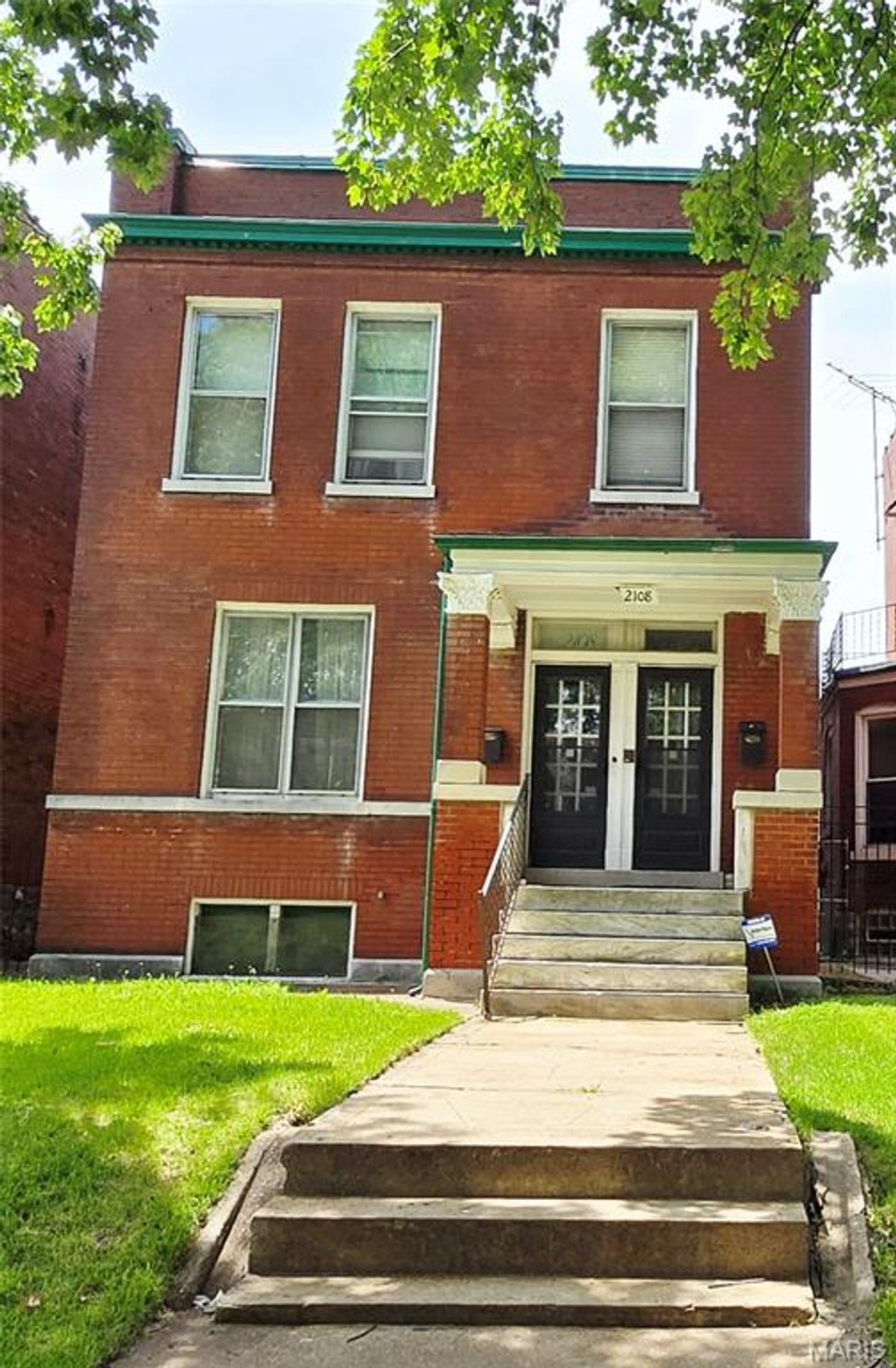 Photo of 2108 Allen Avenue, St Louis, MO 63104 (MLS # 26037390)