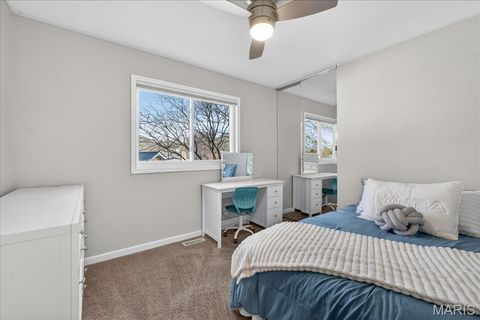 Tiny photo for 947 Bellestri Drive, Ballwin, MO 63021 (MLS # 26015554)