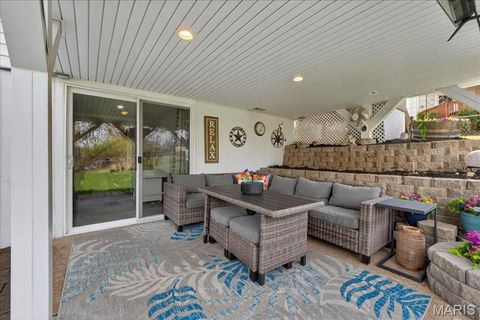 Tiny photo for 947 Bellestri Drive, Ballwin, MO 63021 (MLS # 26015554)