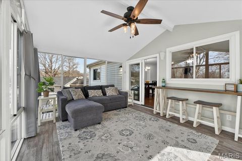 Tiny photo for 947 Bellestri Drive, Ballwin, MO 63021 (MLS # 26015554)