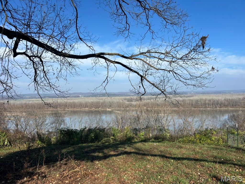 4651 Old Highway 100