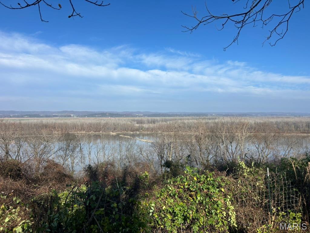 4651 Old Highway 100