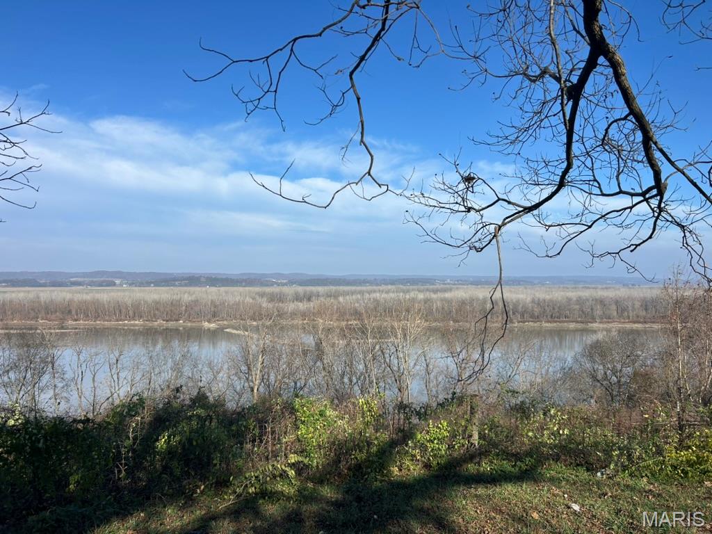 4651 Old Highway 100