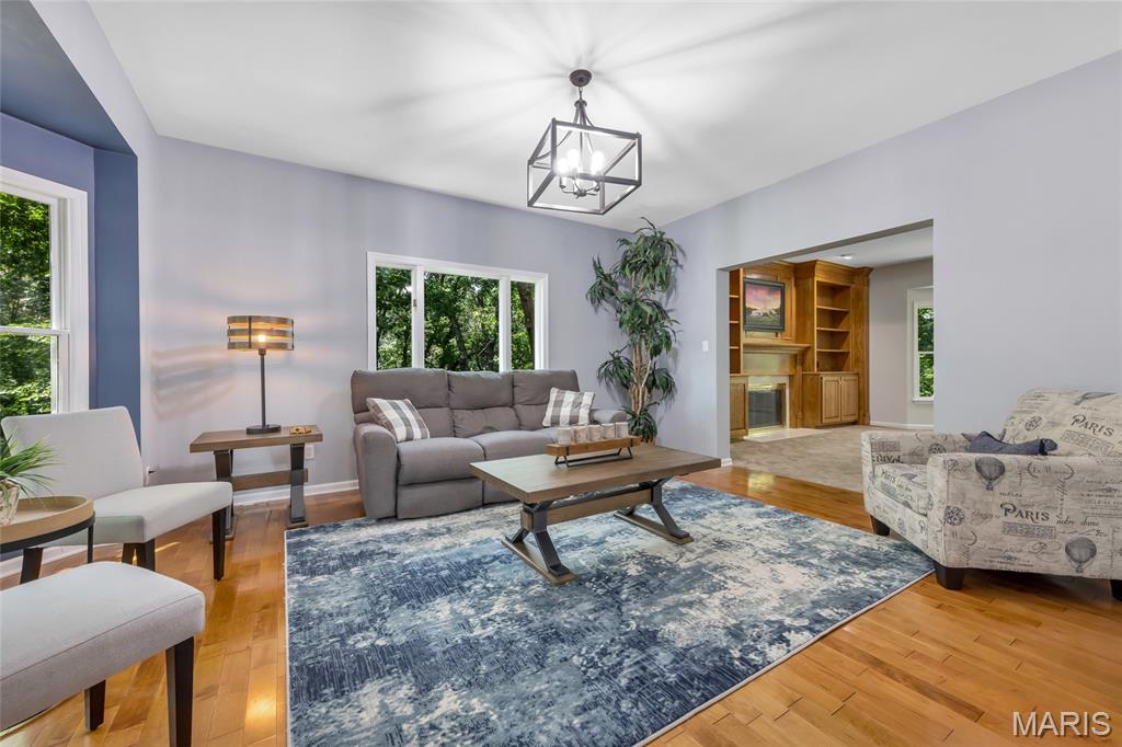 Grover, Missouri 63040, United States, 5 Bedrooms Bedrooms, ,4 BathroomsBathrooms,Residential,Active,167179