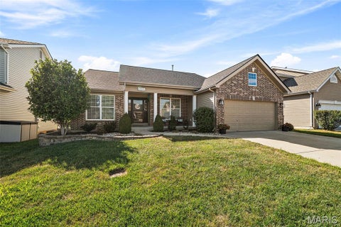 Photo of 9899 Vicksburg Siege Court, Unincorporated, MO 63123 (MLS # 26059819)