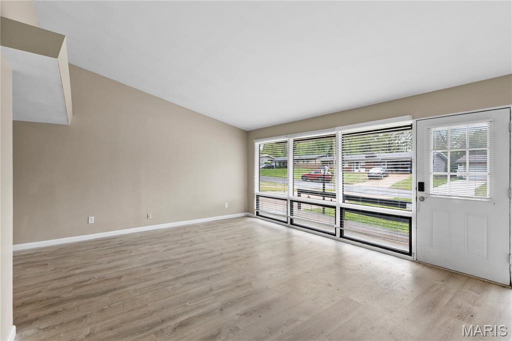 Robinwood 7 - Residential