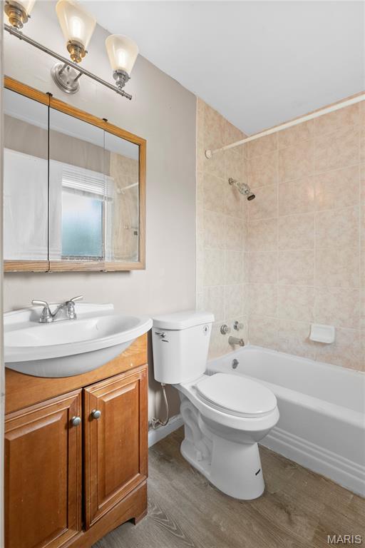 Robinwood 7 - Residential