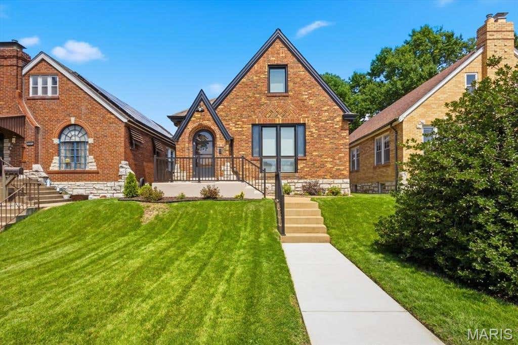 Photo of 5319 Loughborough Avenue, St Louis, MO 63109 (MLS # 26051720)