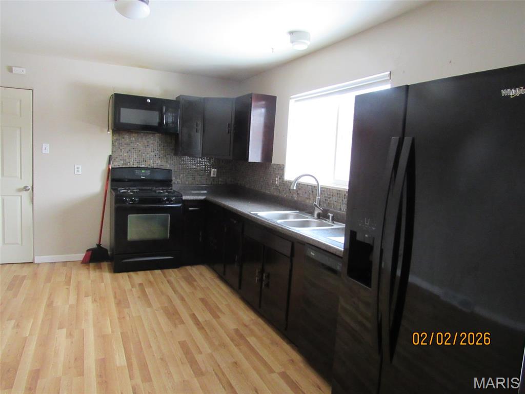 Hazel-Woods 4 - Residential