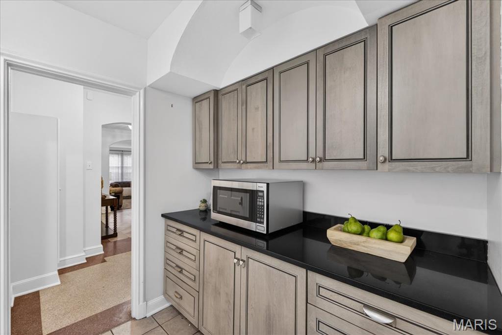 7508 York Drive Condo - Residential