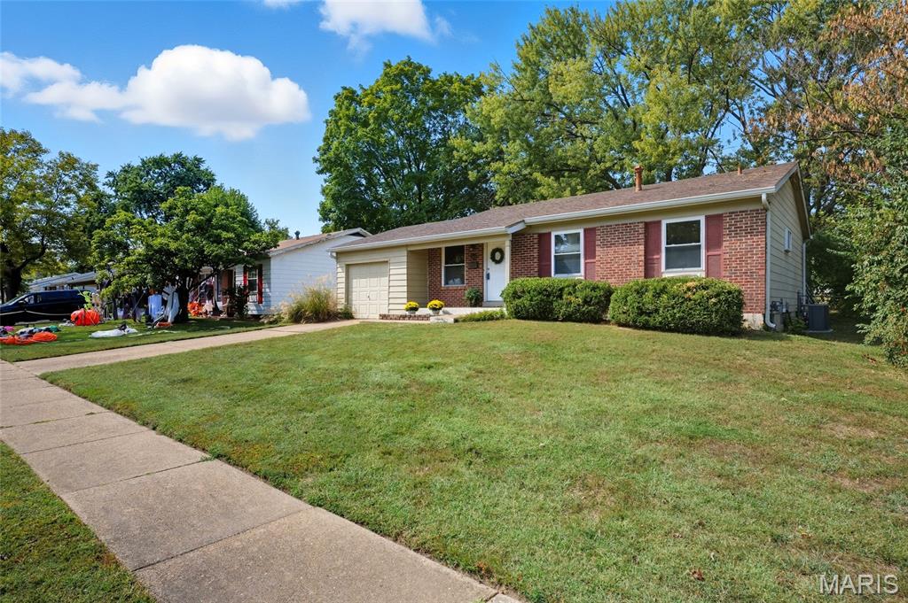7435 Foxtrail Drive