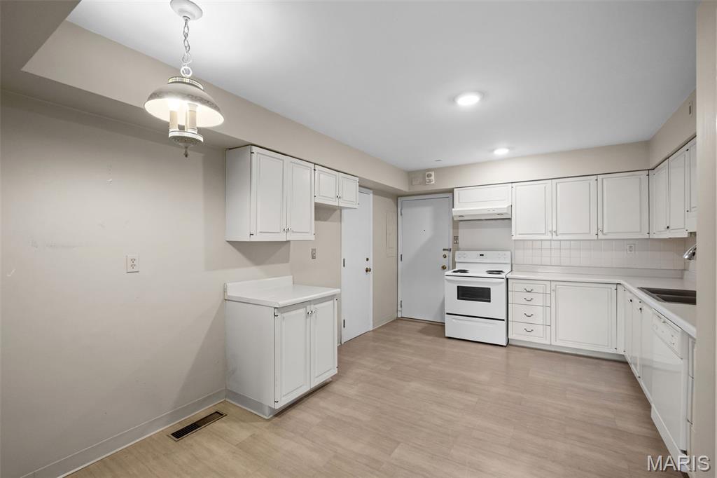 Whitehall Condo - Residential