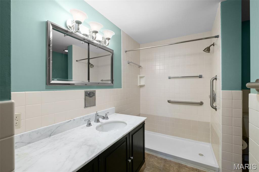 Whitehall Condo - Residential