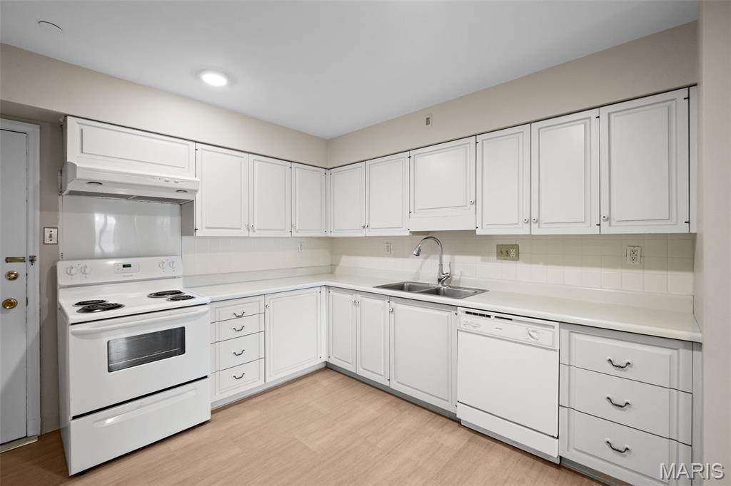 Whitehall Condo - Residential