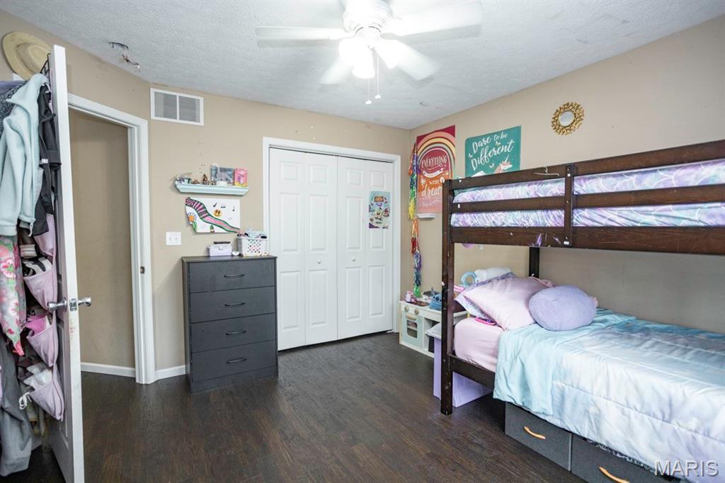 Thousand Hills - Residential