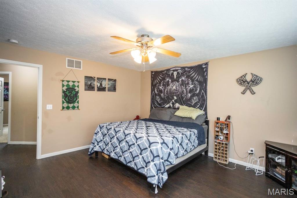 Thousand Hills - Residential