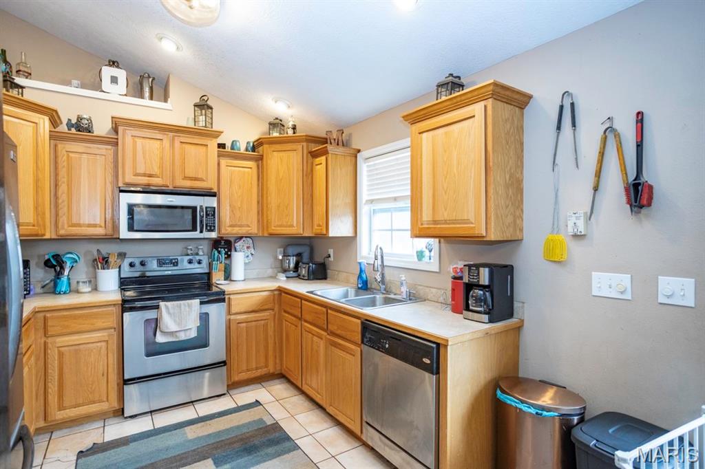 Thousand Hills - Residential