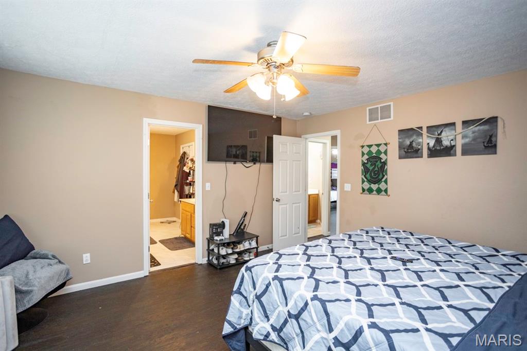 Thousand Hills - Residential