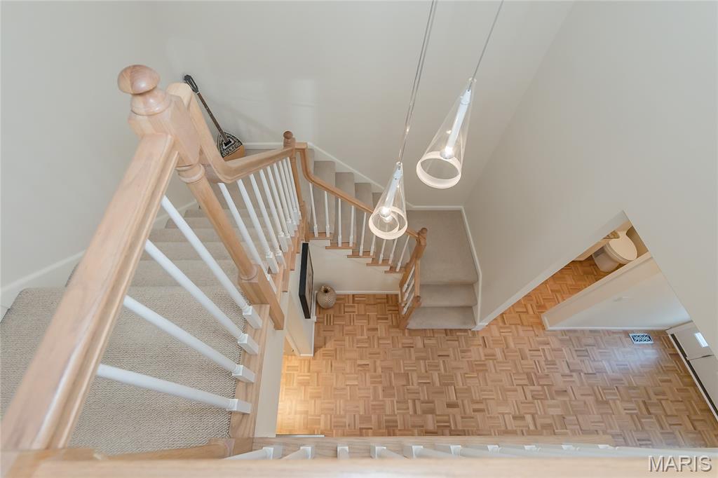 Village Of Universtiy Place 3 The - Residential